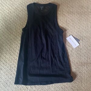 Cute, breathable Athleta top